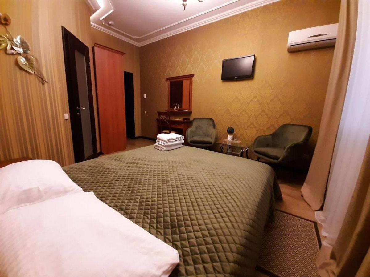 Bogdanov Yar Hotel Kiew Exterior foto